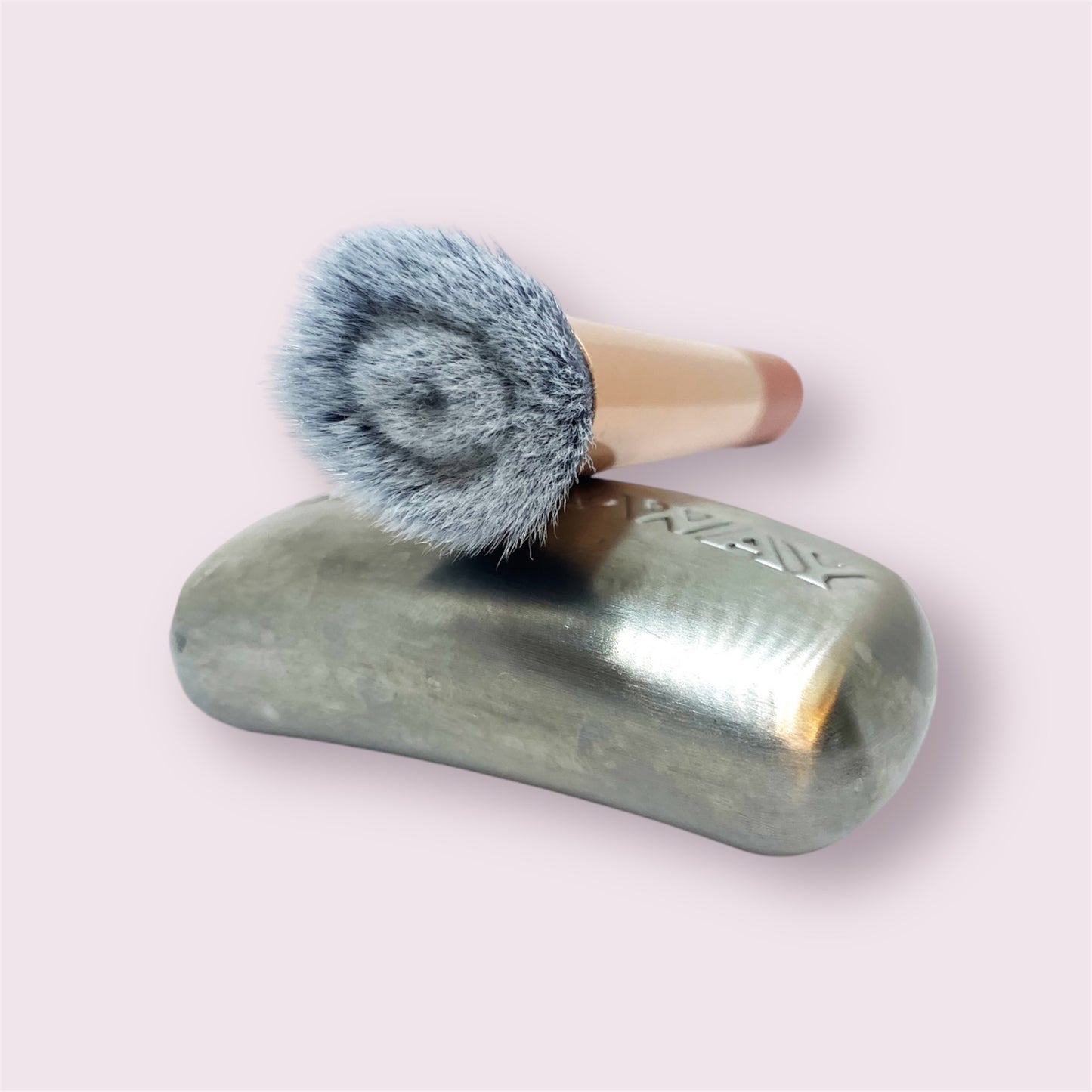 Soft Glow Blush Brush